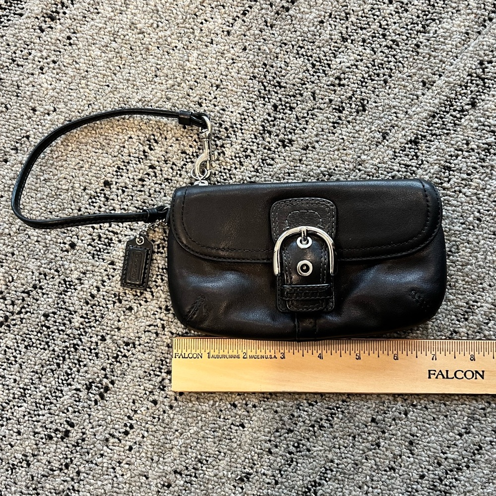 Y2K Vintage black leather Coach Soho mini pouch wristlet - Picture 1 of 9